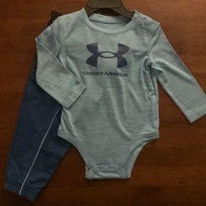 Under Armor jogger/shirt set.